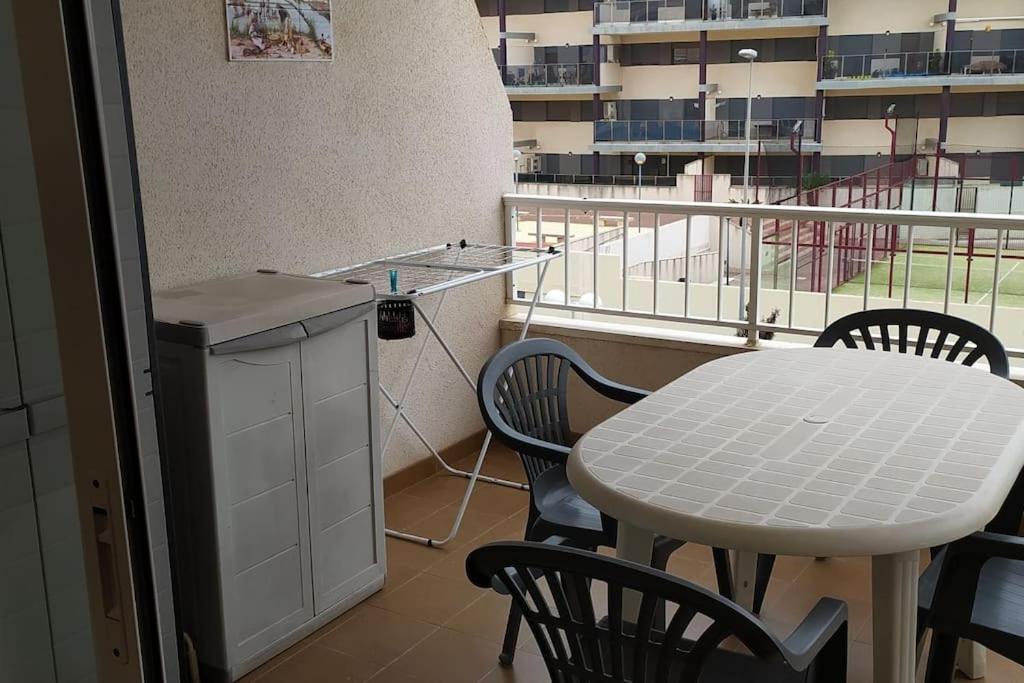 Acogedor Apartamento En La Playa De Canet Canet d'En Berenguer Екстериор снимка